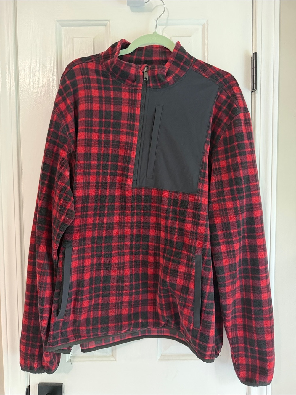 Men’s Duluth Trading Red & Black Plaid Fleece Pullover